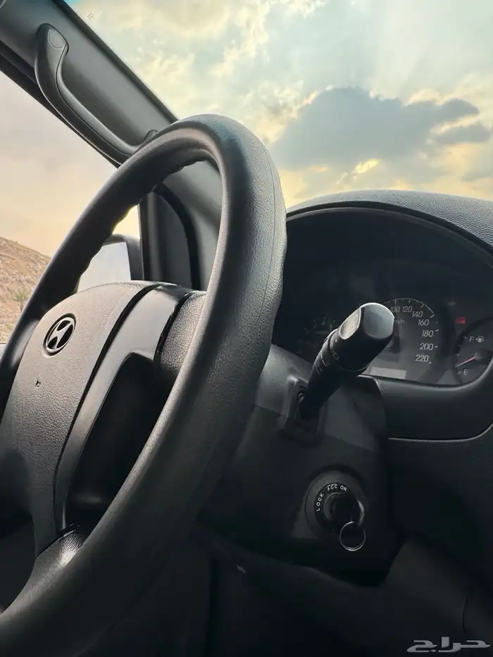 هونداي H1 مخزنه 2012 تم البيع 22