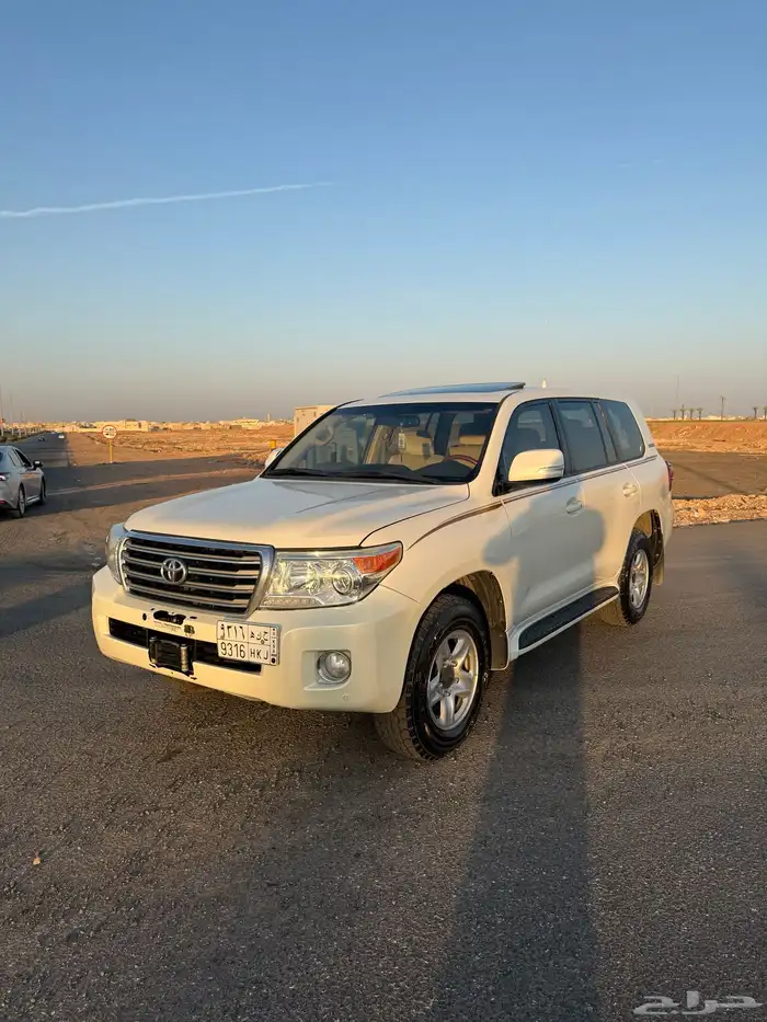 لاندكروزر هدد فل كامل 2015 ممشى قليل 0