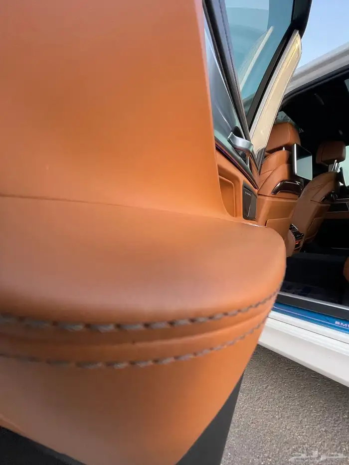 بي ام دبليو2017 فل كامل اعلى مواصفات740الموقع بريده 55