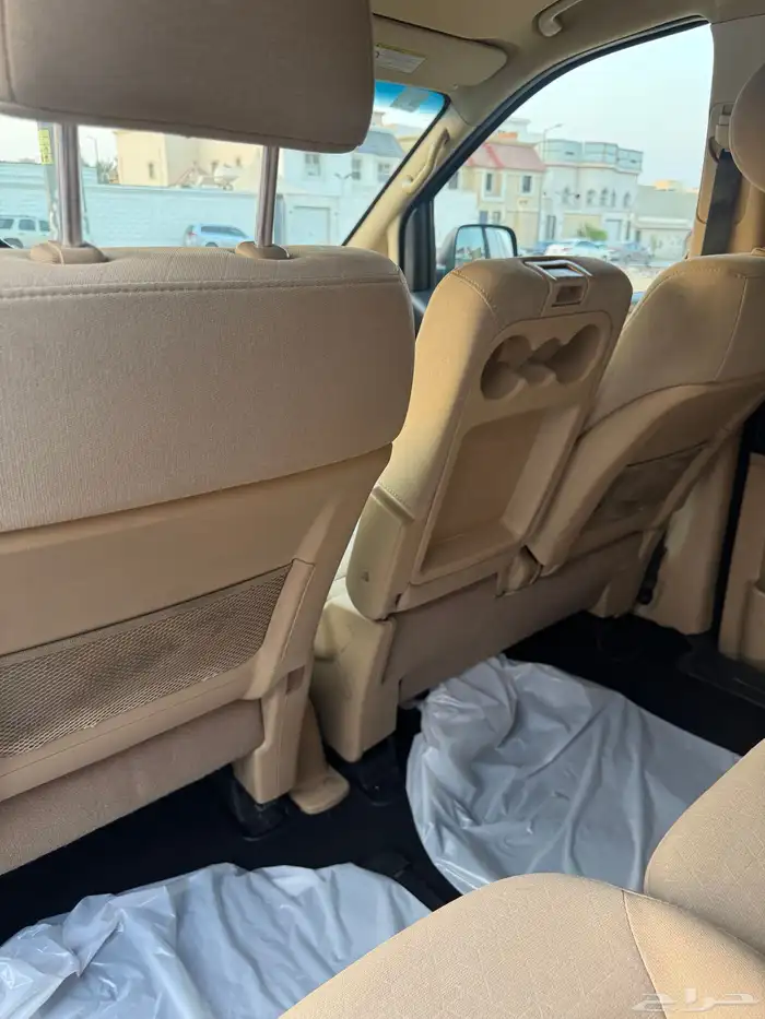 باص هونداي H1 بنزين 2021 12