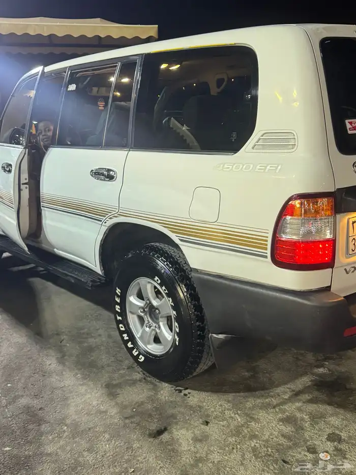 لاندكروزر vxr 8