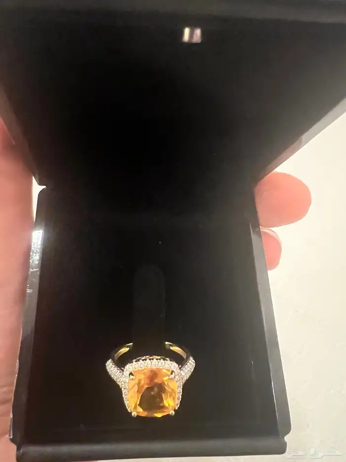 خاتم ذهب عيار 18 و الماس 2