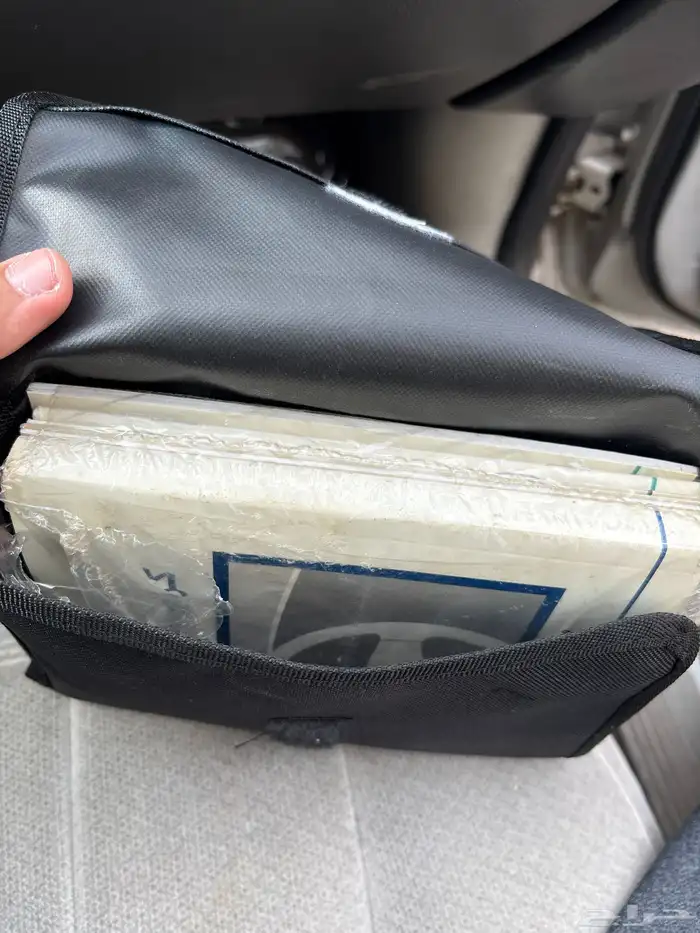 فورد كراون فكتوريا 2003 12