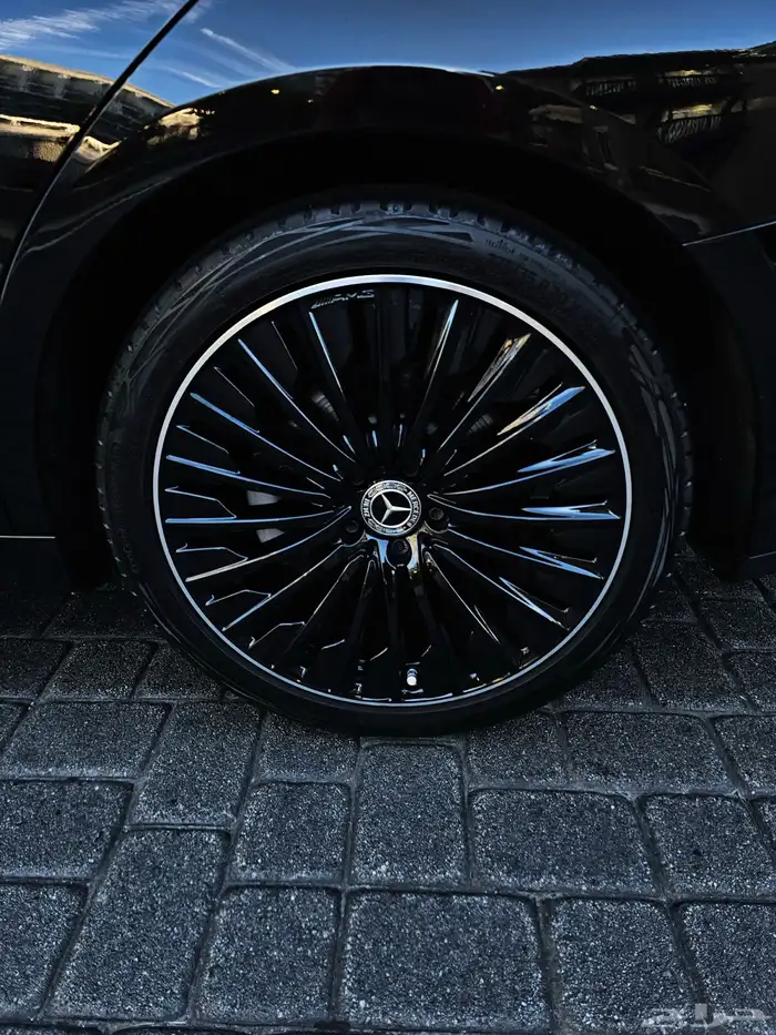 مرسيدس بنز E350 2024 12