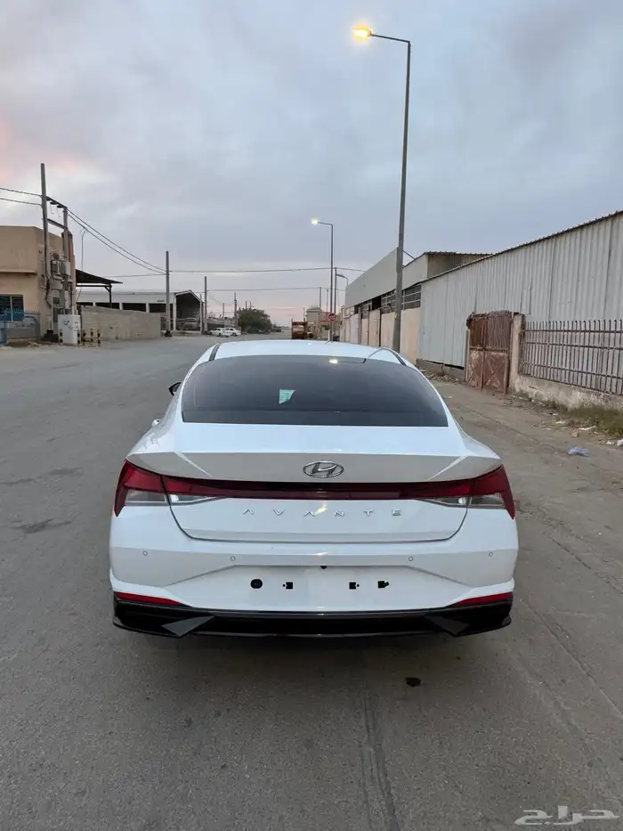 الانترا 2021 بنزين 28