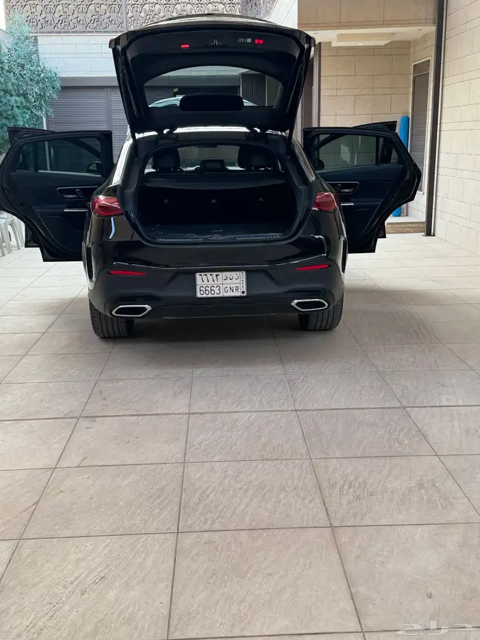 مرسيدس GLC300 موديل 2024 6