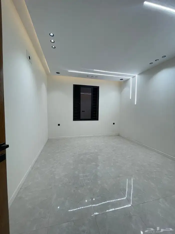 للبيع شققق علويه بسطح خاص ومصعد من 550 الف درة الموسى 19