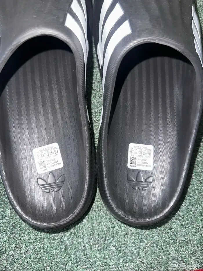 سليبر اديداس للبيع 1