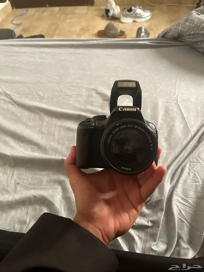 كاميرا من كانون EOS550D مستعمل مع جميع ملحقاته 2