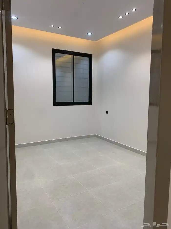 للبيع روف علوي مع ملحق با الخميس موقع مميز جدا من 650 الف 19