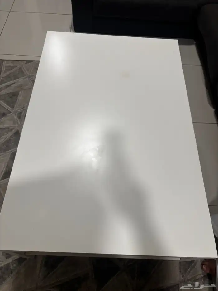 للبيع طاولات 2