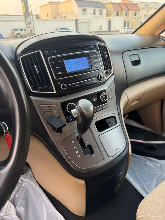 باص هونداي H1 بنزين 2021 17