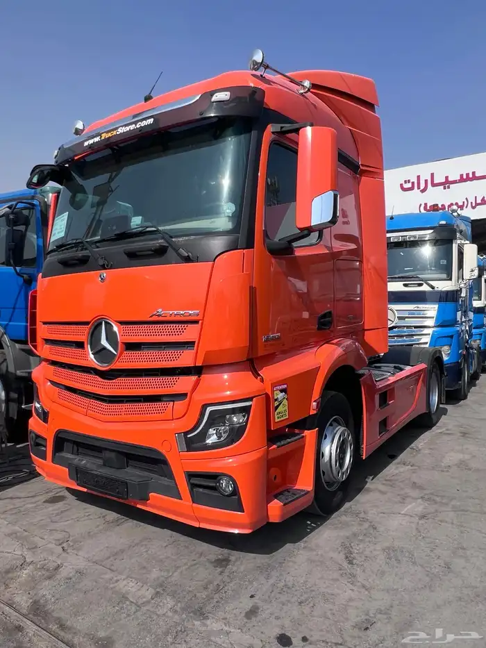 حراج معرض رايد للسيارات والشاحنات والمعدات كل يوم جمعة 2