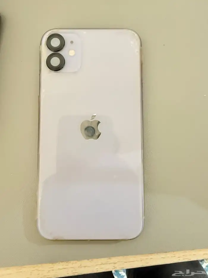 ايفون 11. قيقا 128. بطارية 76 4