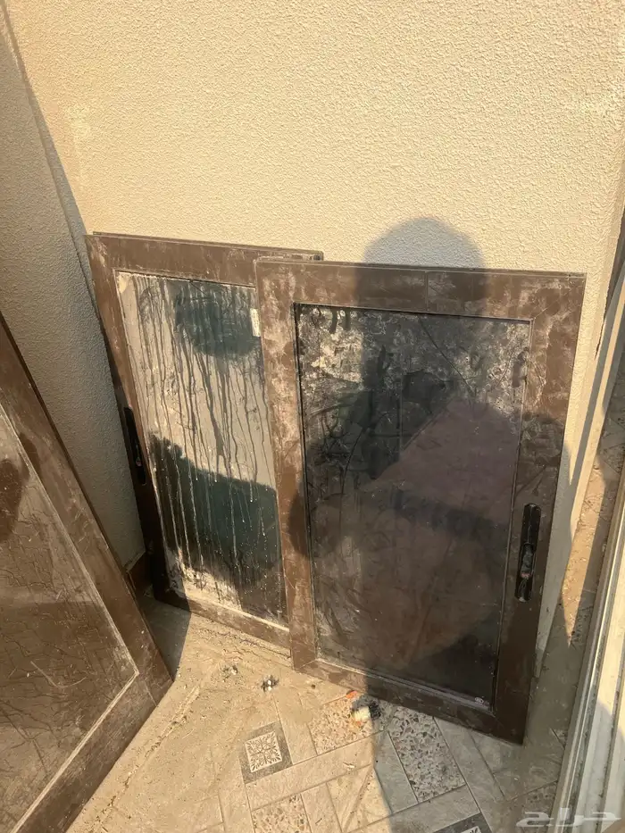 ابواب ونوافذ للبيع 0