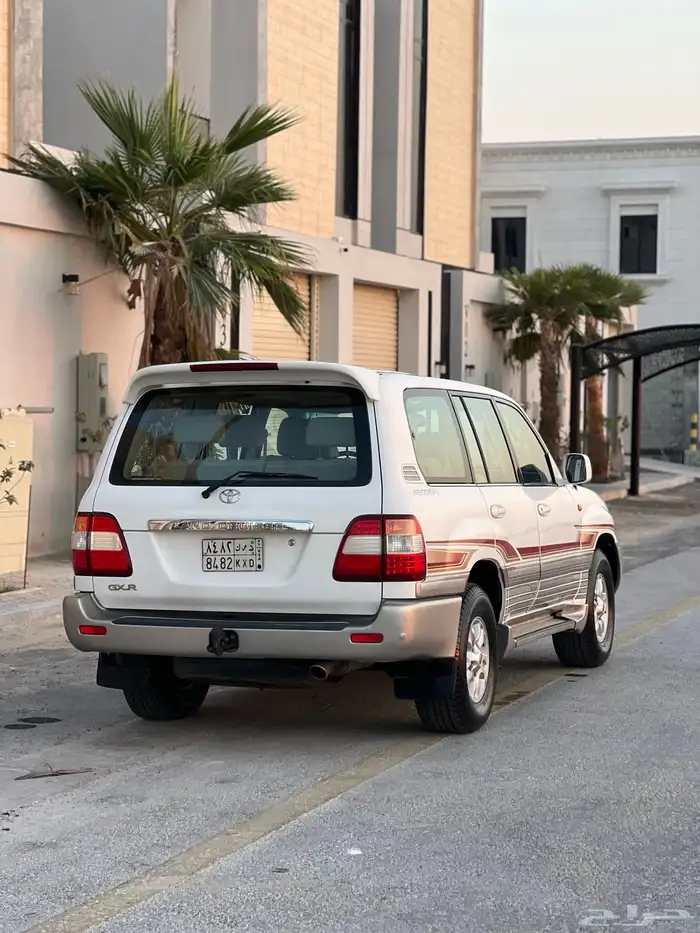تويوتا لاندكروزر فل كامل قير عايدي اساس 6