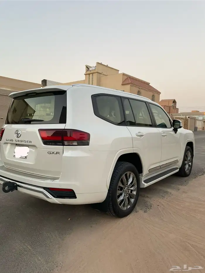 لاندكروزر جي اكس ار GXR L4 0