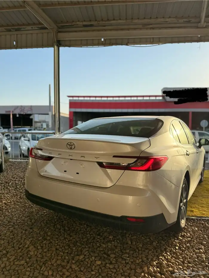 تويوتا كامري 2025 قير 8 سرعات تنفس طبيعي 0