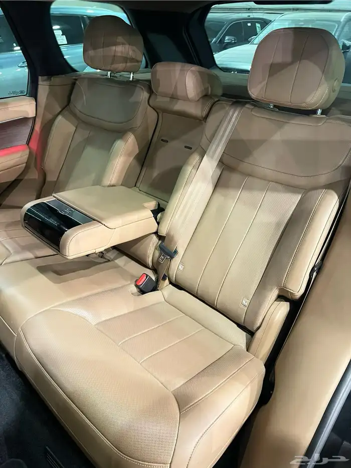 رنج روفر فوج 2023 SE ضمان وصيانة مجانية 9