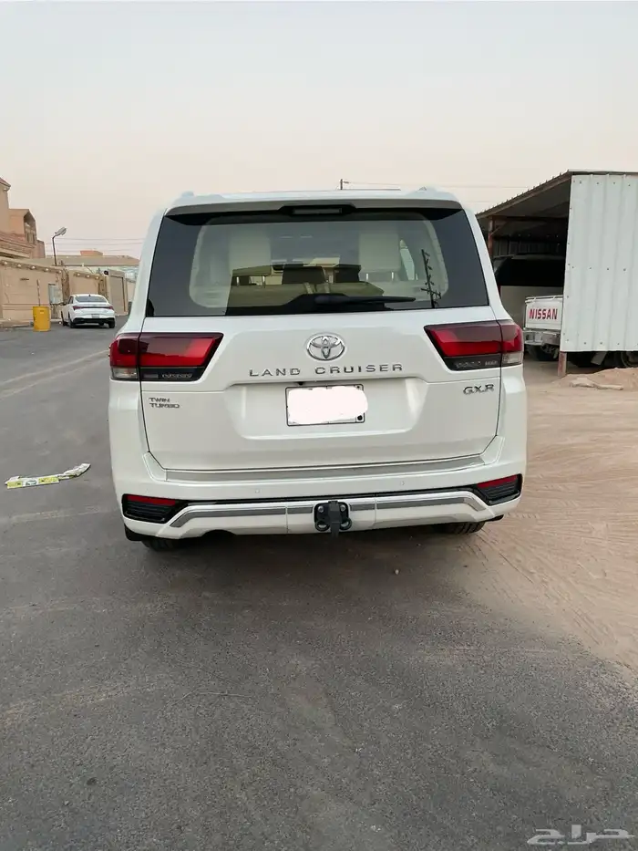 لاندكروزر جي اكس ار GXR L4 3