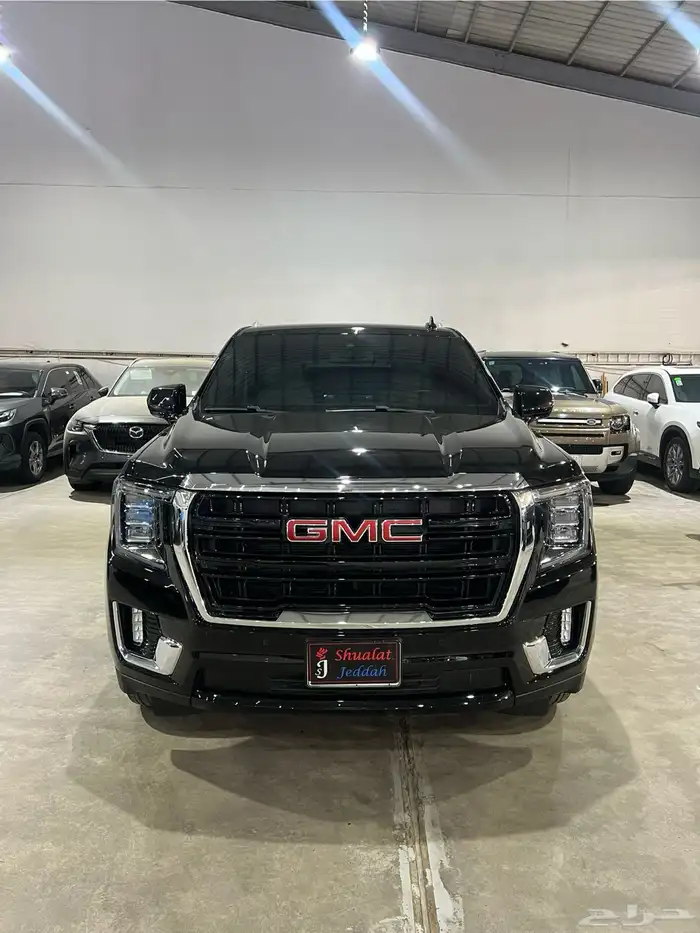 جي ام سي يوكن 2023 SLE شبه جديد 0