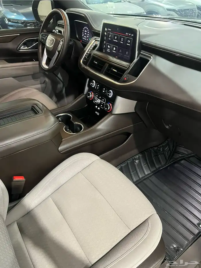 جي ام سي يوكن 2023 SLE شبه جديد 6