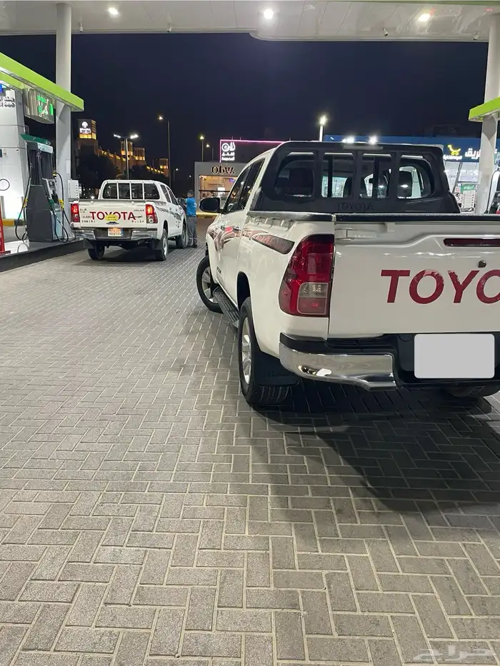 للبيع هايلوكس غمارتين 4 X 4 موديل 2016 7