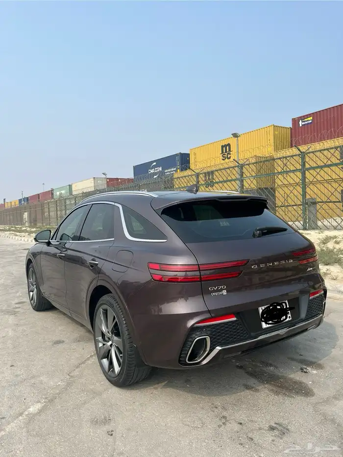 جينيسس GV70 2