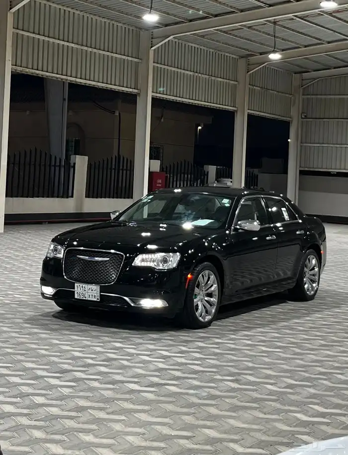 كرايزلر 300 ليميتد 2018 0