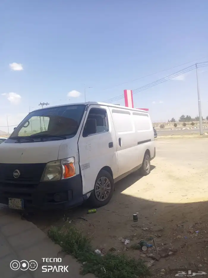 باص نيسان  2008مكينه تنقص جير كويس مافيه حوادث حكات بسيطه 2