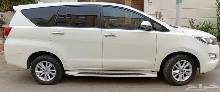 انوفا 2018 للبيع 1