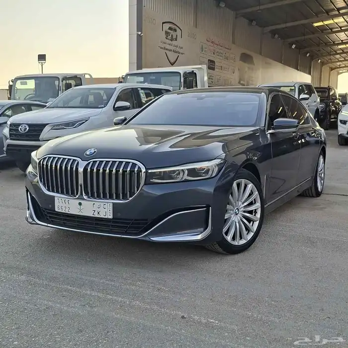بي ام دبليوم 2021 BMW 730 Li 0