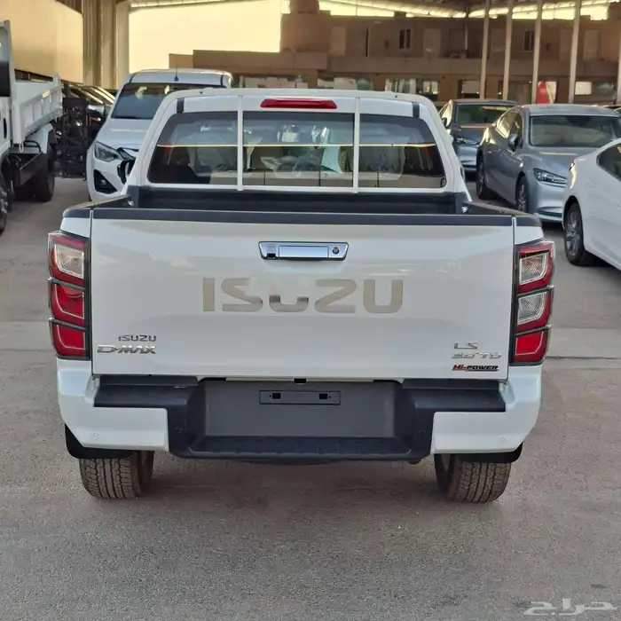 ايسوزو ديماكس 2025 LS تنفس طبيعي السعر 129500شامل الضريبه 6