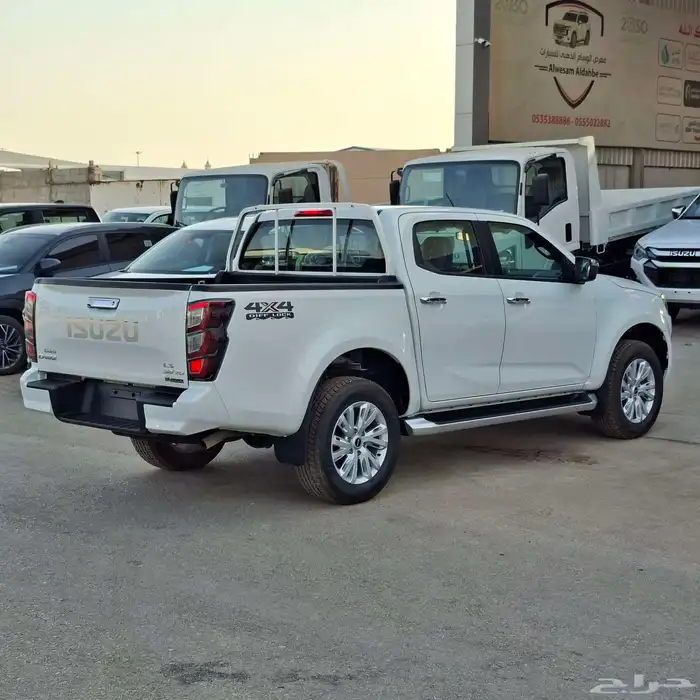 ايسوزو ديماكس 2025 LS تنفس طبيعي السعر 129500شامل الضريبه 5