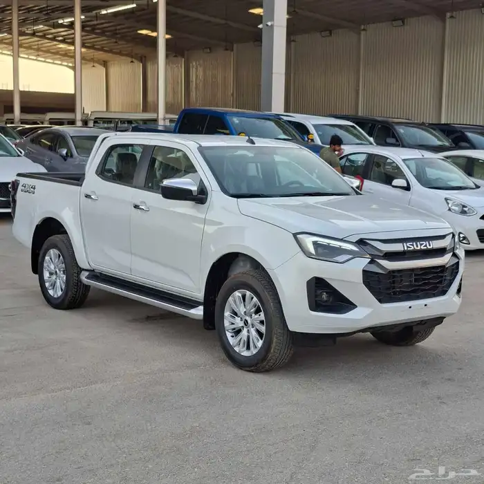 ايسوزو ديماكس 2025 LS تنفس طبيعي السعر 129500شامل الضريبه 2