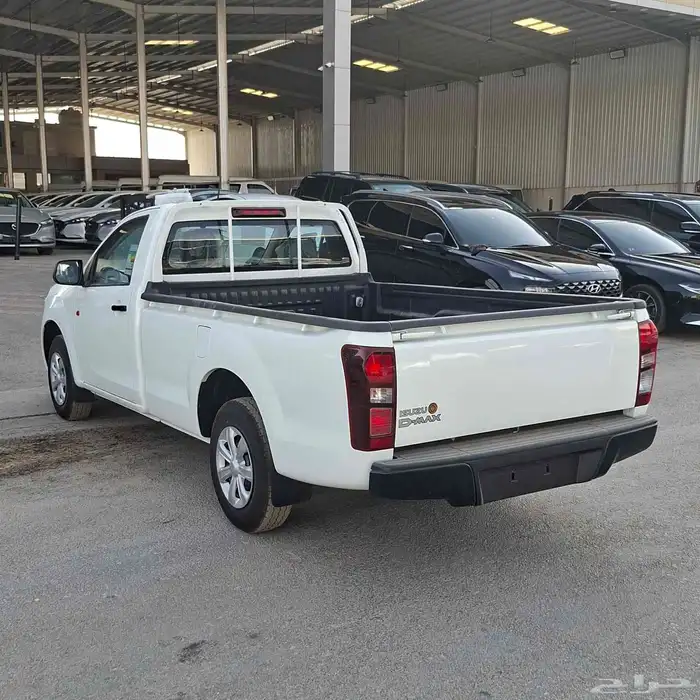 ايسوزو ديماكس غمارة 2025 بدون دبل السعر74 الف شامل الضريبه 4