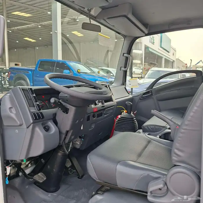 ايسوزو دينا 2024 محرك 4.8 الطن3 خليجي السعر 124شامل الضريبه 7