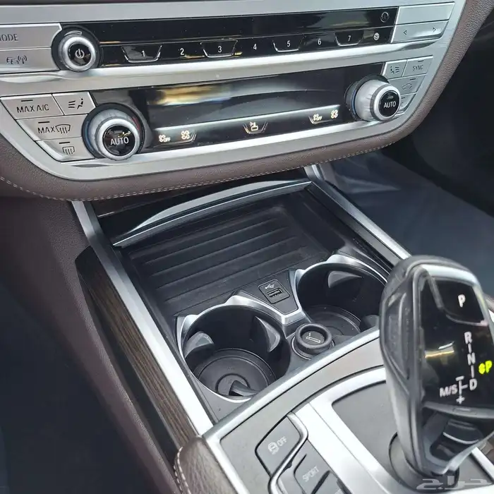 بي ام دبليوم 2021 BMW 730 Li 24