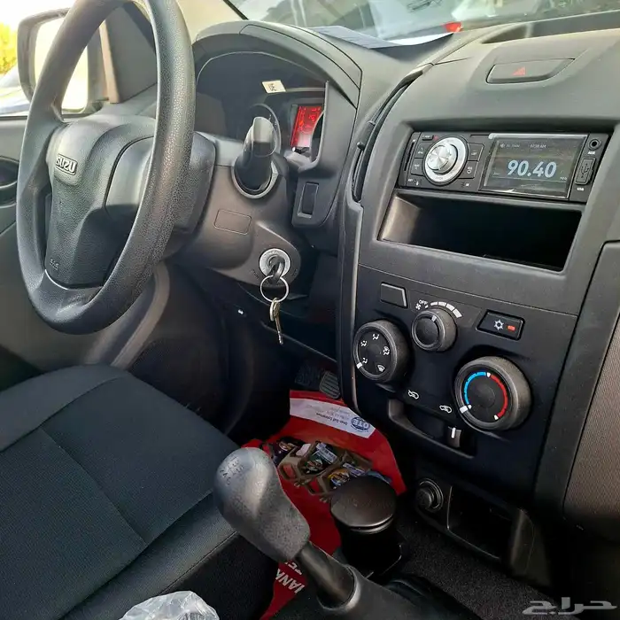 ايسوزو 2025ديماكس جوانب غماره السعر77 شامل الضريبه 12