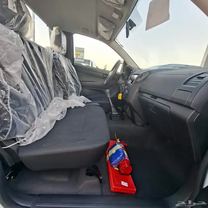 ايسوزو ديماكس غمارة 2025 بدون دبل السعر74 الف شامل الضريبه 12