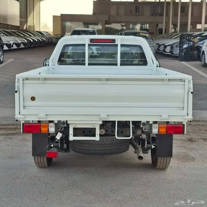 ايسوزو 2025ديماكس جوانب غماره السعر77 شامل الضريبه 5