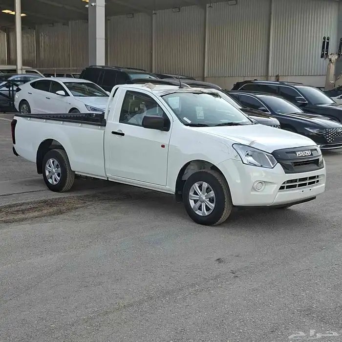 ايسوزو ديماكس غمارة 2025 بدون دبل السعر74 الف شامل الضريبه 2