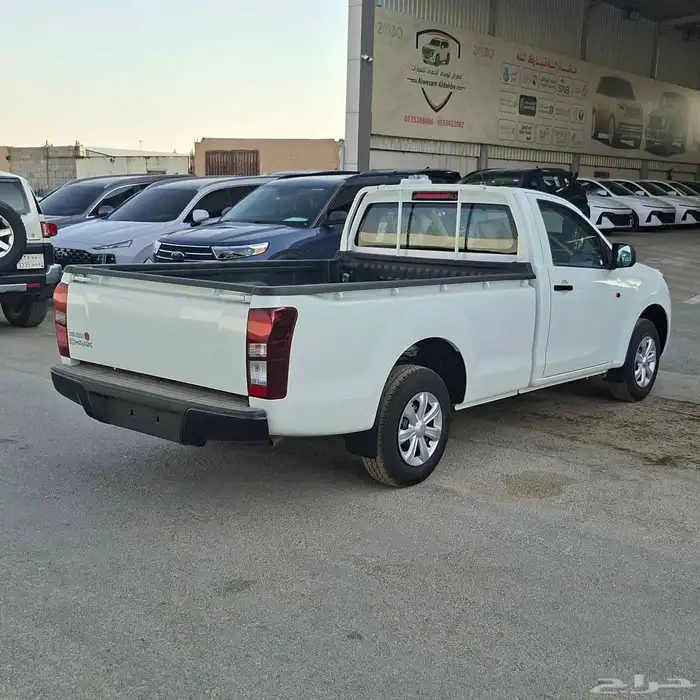 ايسوزو ديماكس غمارة 2025 بدون دبل السعر74 الف شامل الضريبه 5