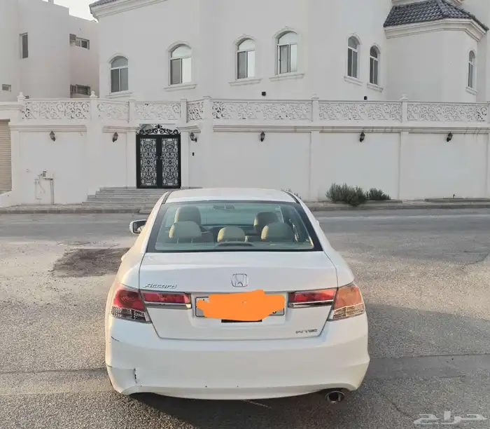 هوندا أكورد 2012 ممشى 242 الف 10