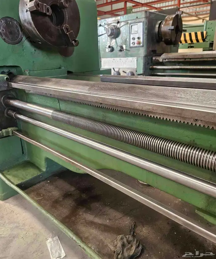 مخرطة الماني مستورد مترين ونص 14