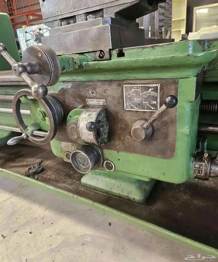 مخرطة الماني مستورد مترين ونص 13