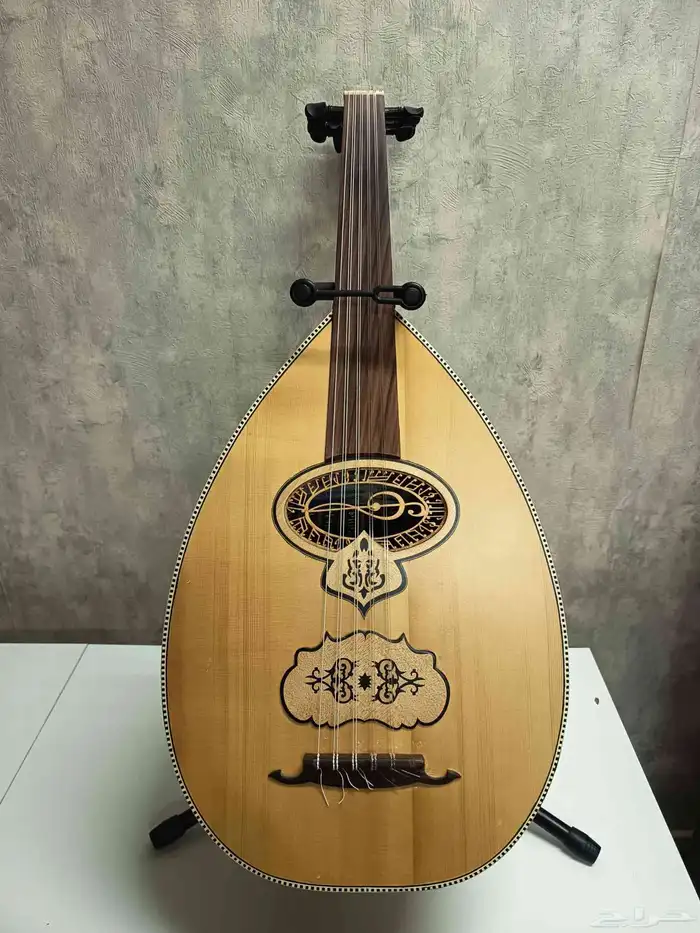 عود شرقي للبيع 0