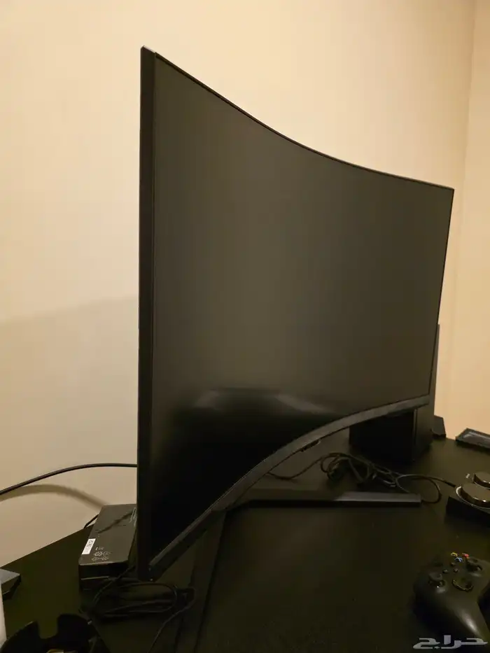 samsung g6 32in شبه جديد 4