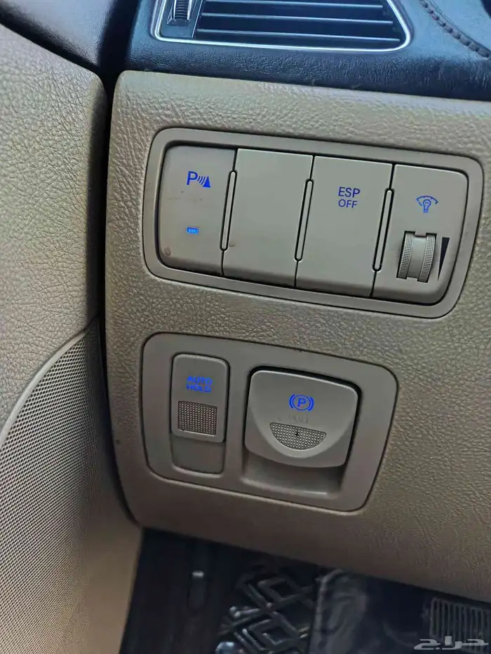 هونداي جنسس 2014 38