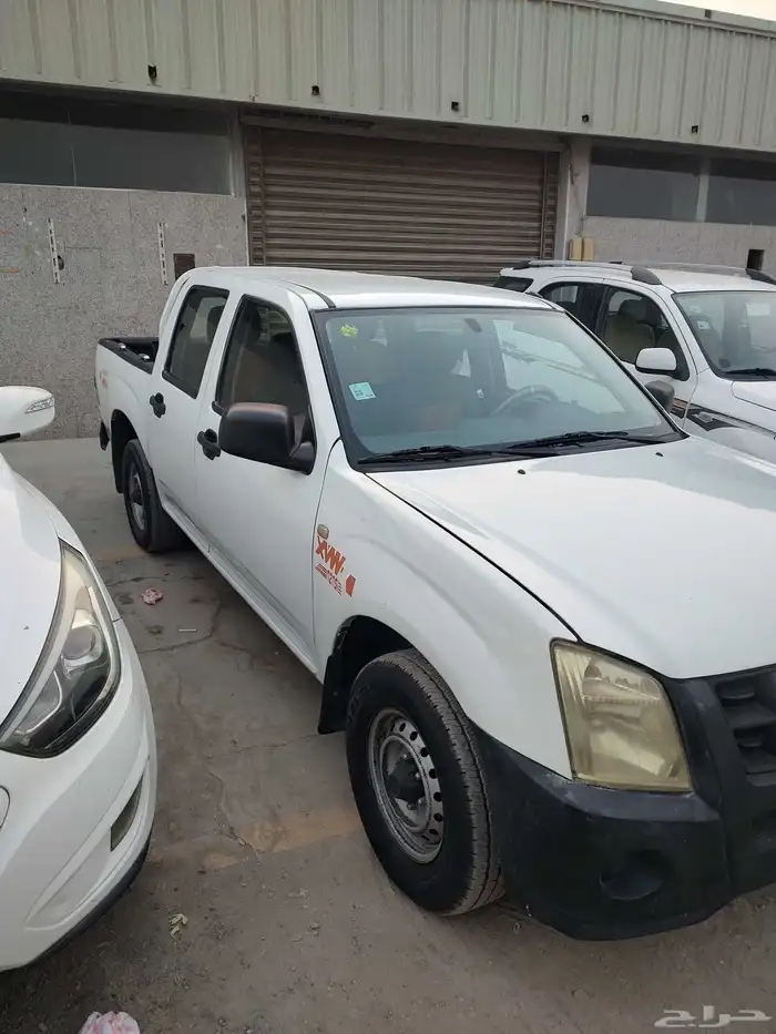 ايسوزو ديماكس 2010 3